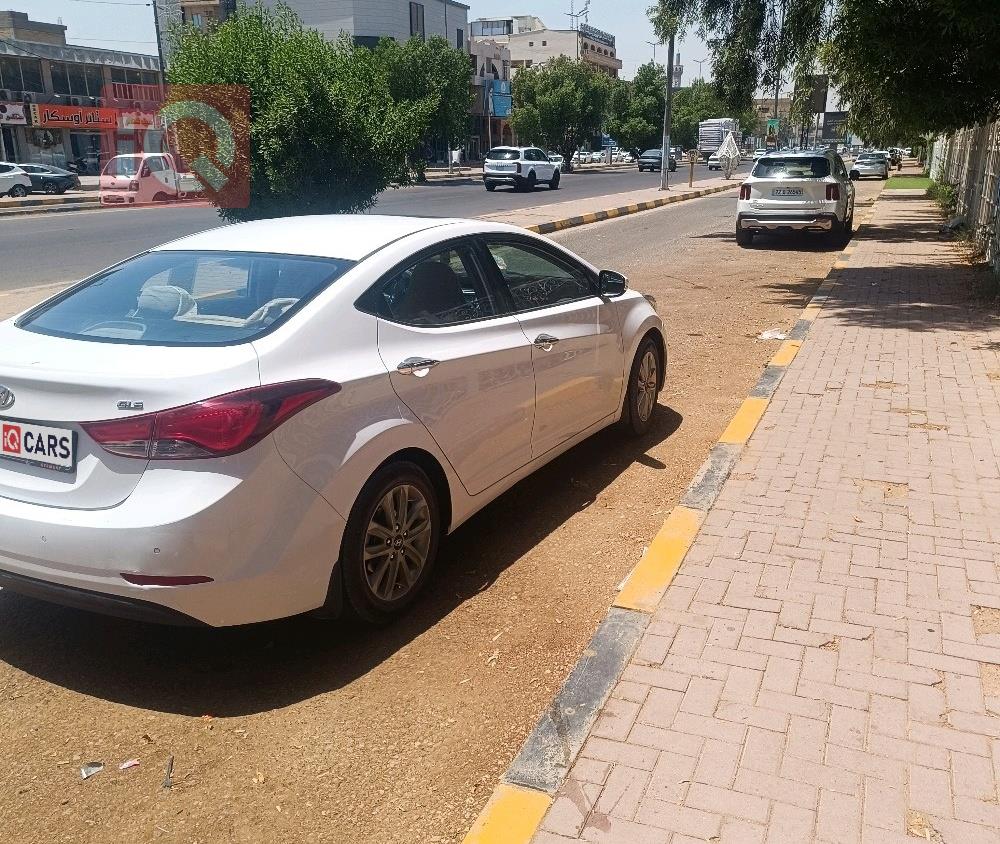 هيونداي النترا